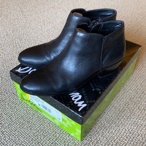 Sam Edelman Petty Ankle Booties